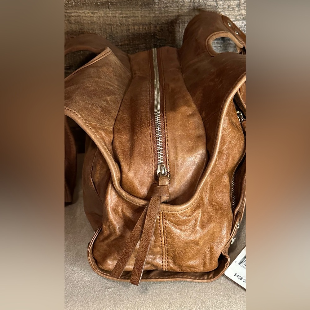 Junior Drake Whiskey Leather Shoulder Bag - Picture 9 of 13